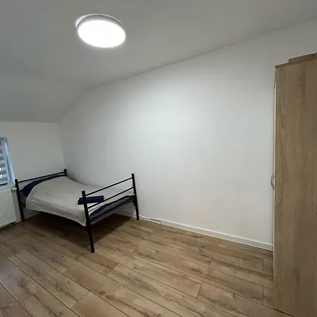 公寓 Apartamenty Scinawa *