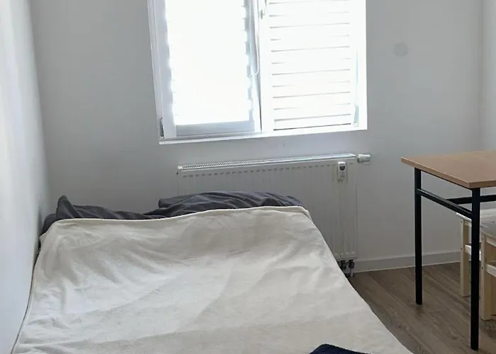 Daire Apartamenty Scinawa *